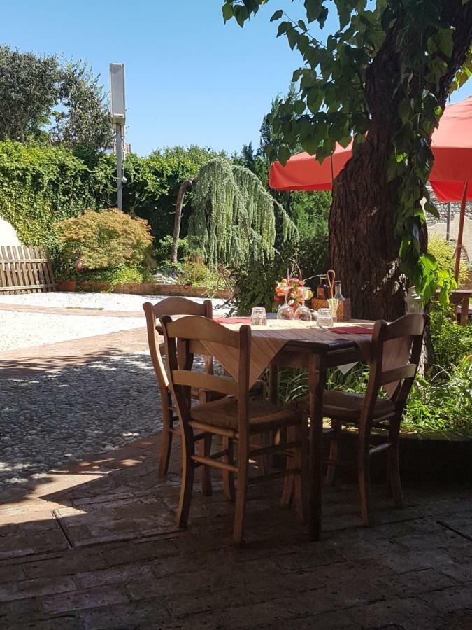 Al Fienile Hotel Orzano Bagian luar foto